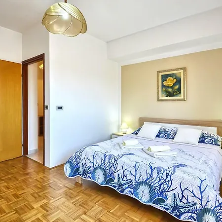 Pecirep Apartment Pula